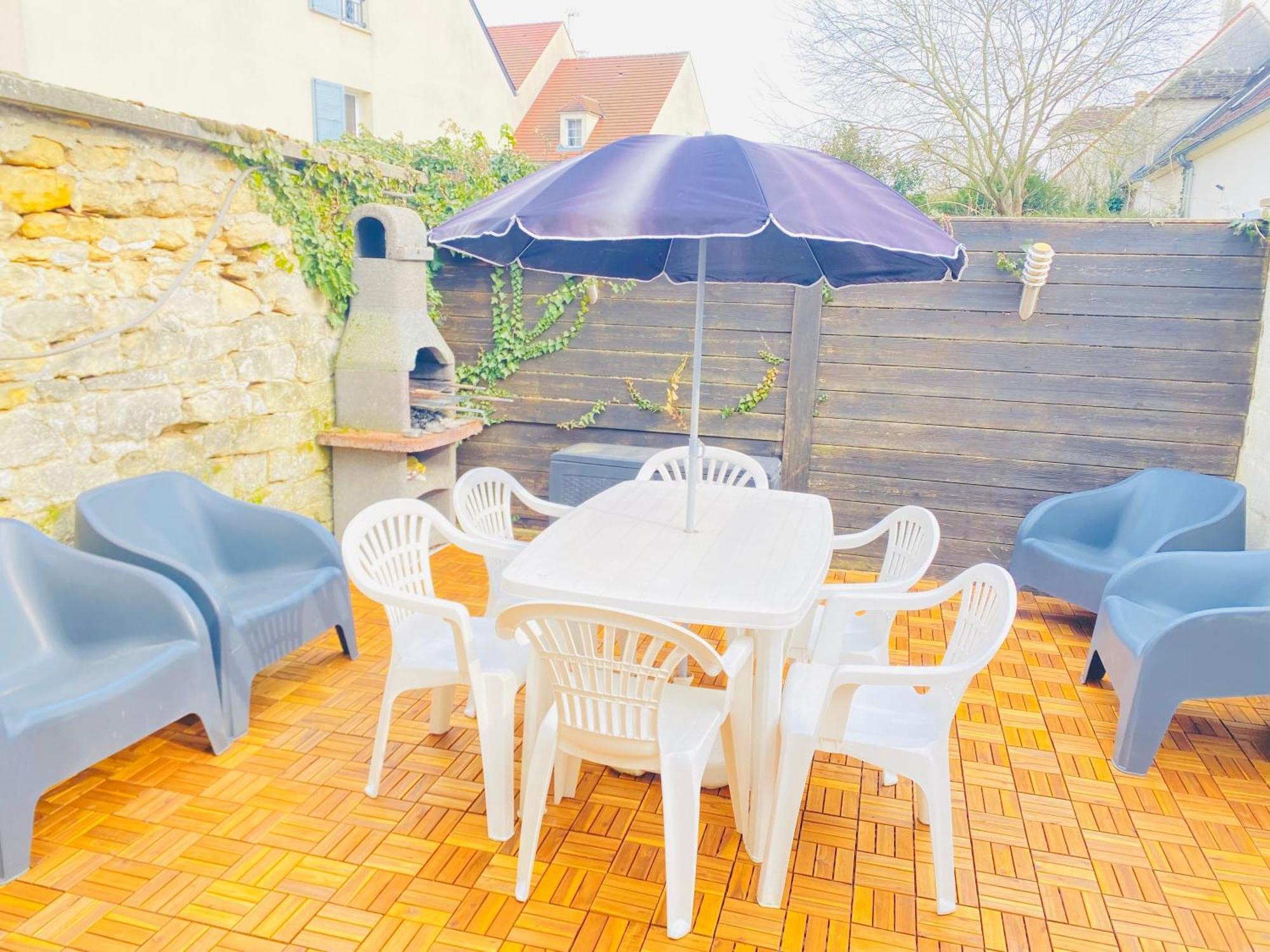 Maison Individuelle Tout Confort Terrasse Exterieur Proche Parc Asterix, Aeroport Roissy Cdg, Paris, Disney, Chateau De Chantilly La Chapelle-en-Serval Exterior photo